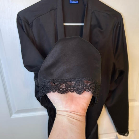 Kohl's Black Satin Robe - Picture 2 of 7
